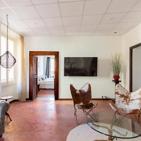 Apartamento Iflat Trevi Fountain's Roomy&friendly Roma