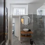 Iflat Trevi Fountain's Roomy&friendly Apartment