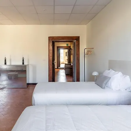 Apartment Iflat Trevi Fountain's Roomy&friendly *