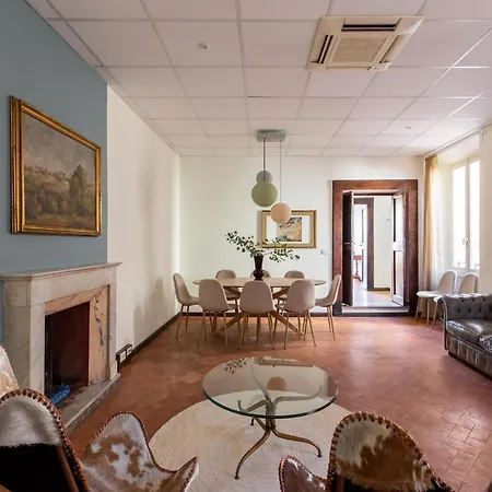 Iflat Trevi Fountain's Roomy&friendly Appartement *
